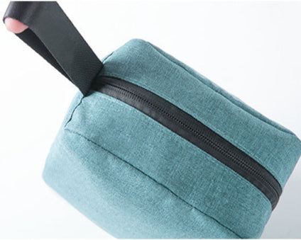 Portable Handheld Hook Wash Bag Cationic Large Capacity Cosmetic Storage Bag for Business Trips and Travel